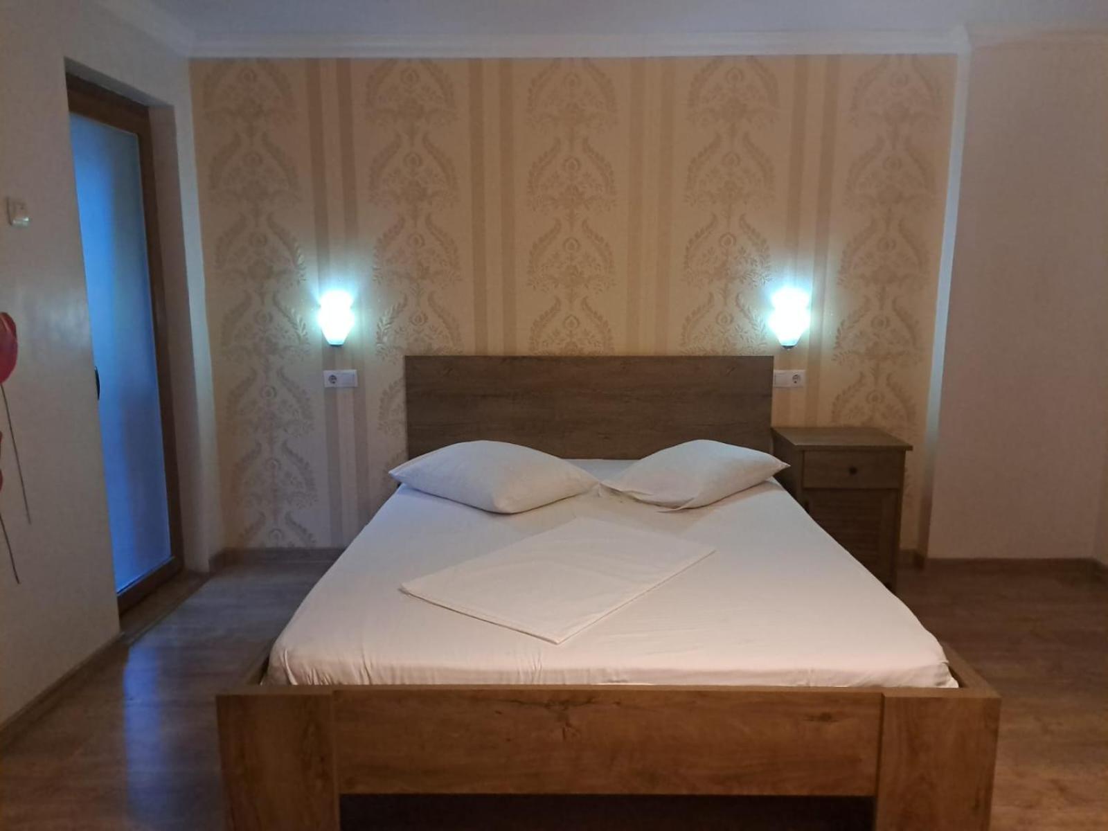 Guesthouse Magic Baile Herculane Bilik gambar